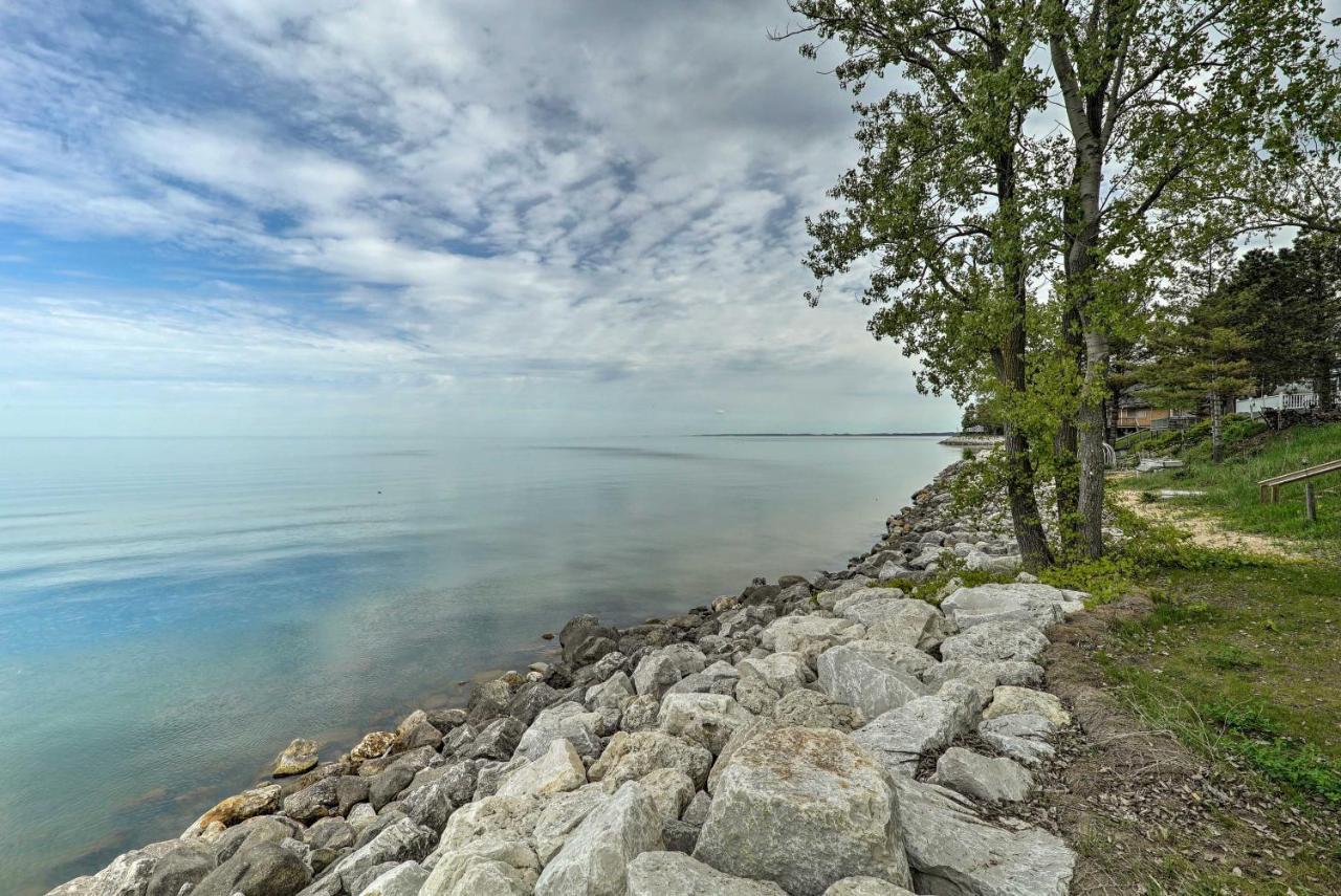 Lakefront Cottage Near Wineries And State Parks! Миърс Екстериор снимка